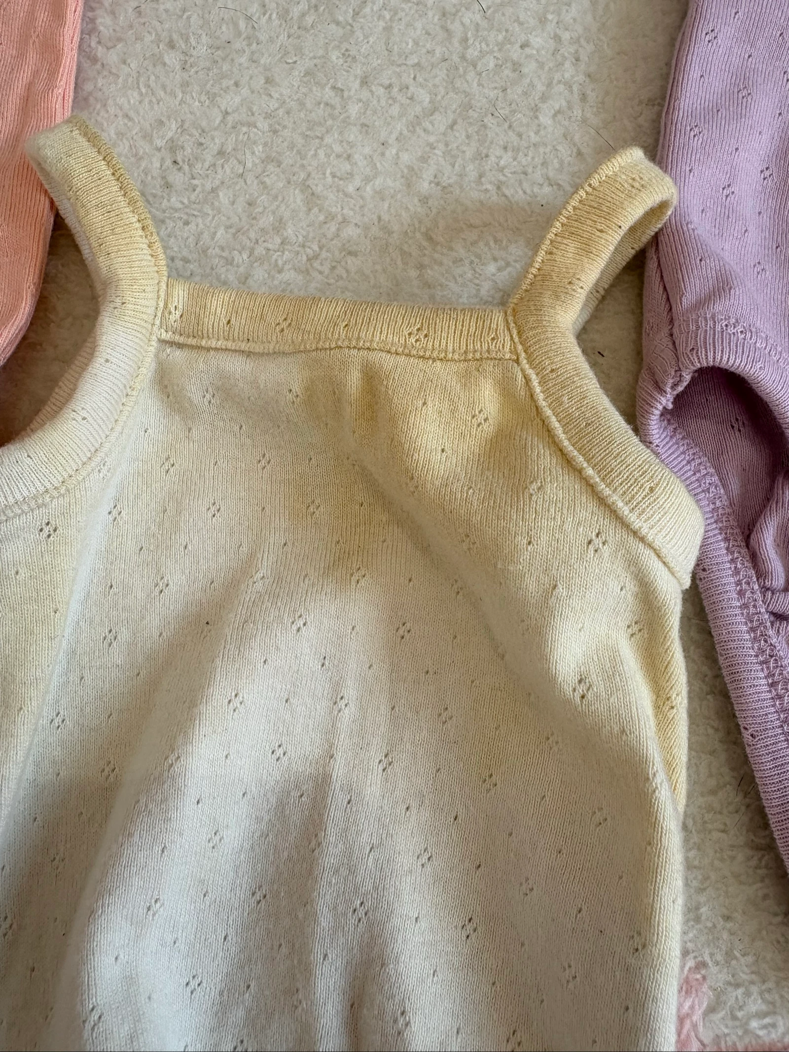 Lote de 3 bodies con tirantes para bebé niña Kiabi 3 meses (62 cm) – photo 2